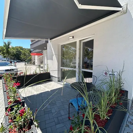 Lighthouse Apartman